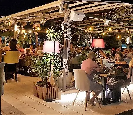 Apartel Park Osejava Penzion 4*