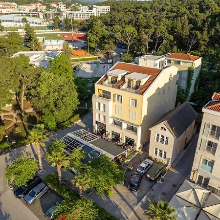 Apartel Park Osejava 招待所 马卡尔斯卡