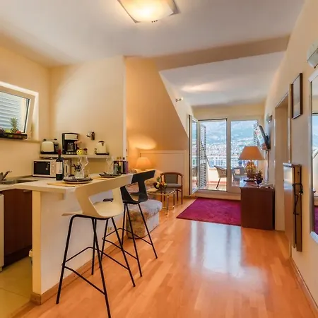 Apartel Park Osejava