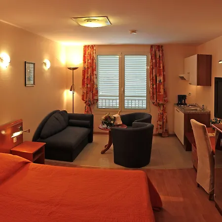 Apartel Park Osejava 4* 马卡尔斯卡