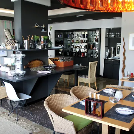 Apartel Park Osejava 4* Макарска