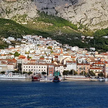 Apartel Park Osejava Maison d'hôtes 4*