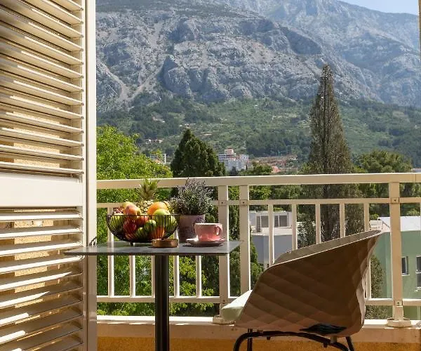 Apartel Park Osejava Μακάρσκα