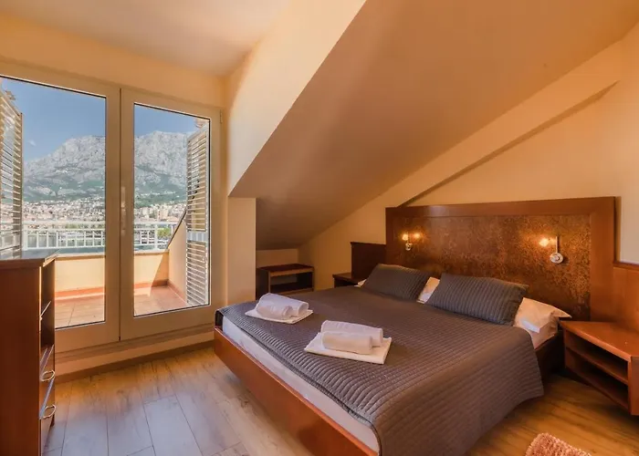 Apartel Park Osejava Гостьовий будинок Макарська