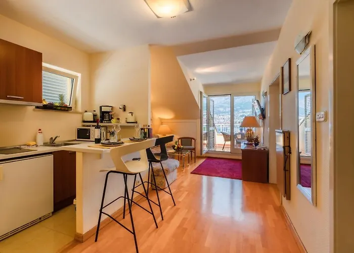 Apartel Park Osejava