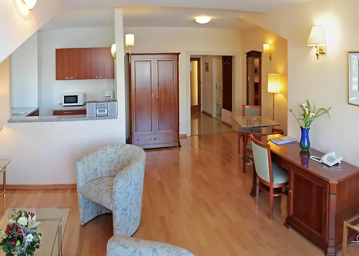 Apartel Park Osejava Πανσιόν 4*