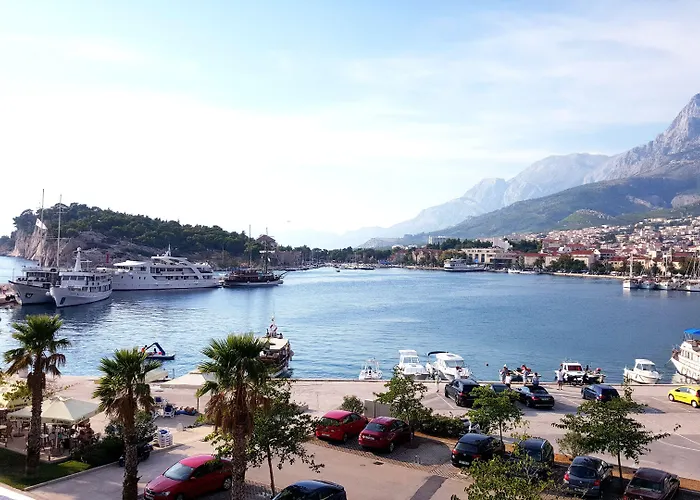 Πανσιόν Apartel Park Osejava