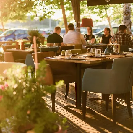 Apartel Park Osejava Πανσιόν Μακάρσκα