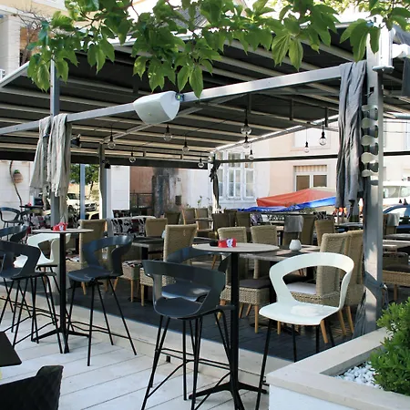 Konukevi Apartel Park Osejava Makarska